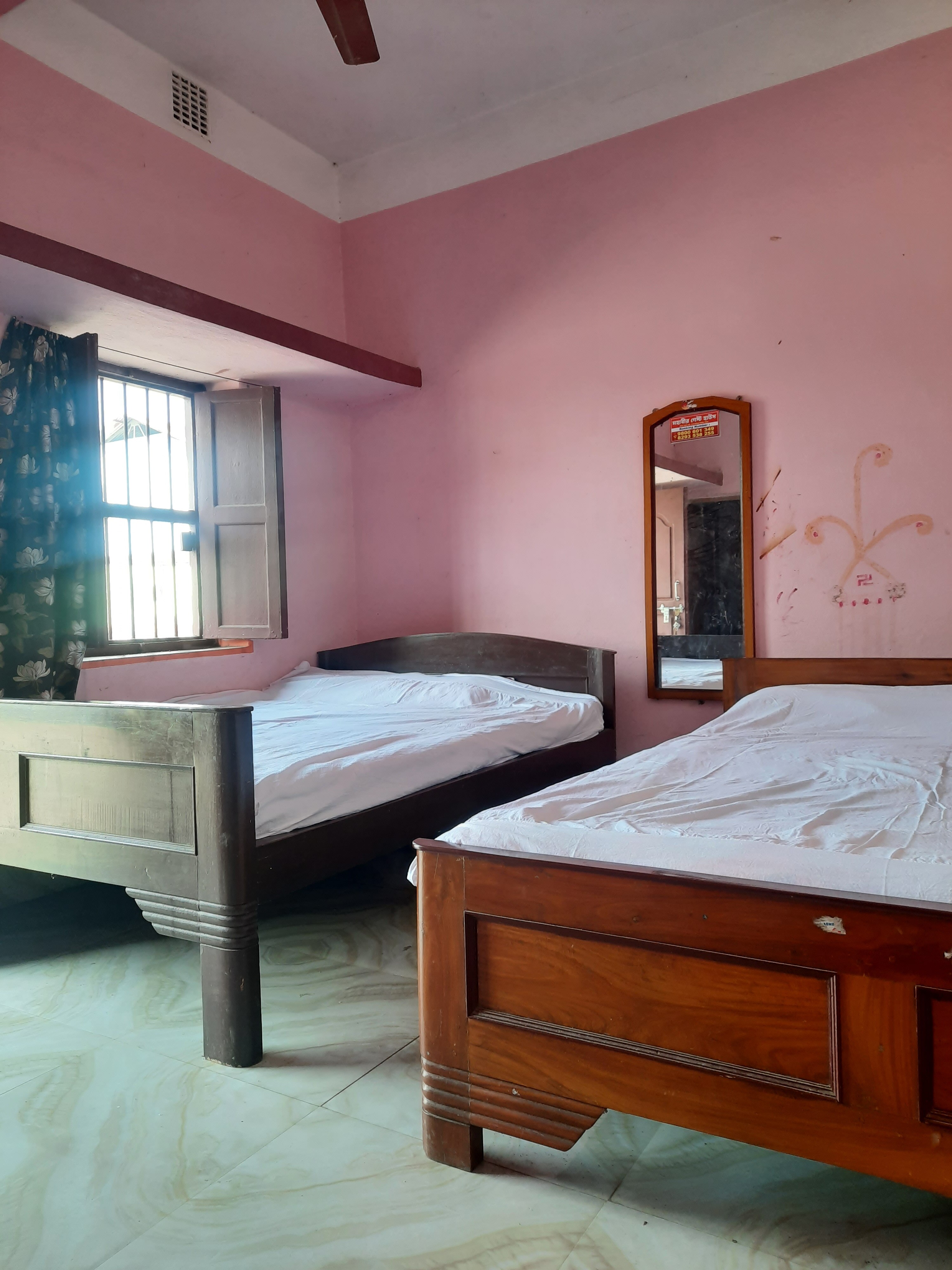 MAHABIR GUEST HOUSE - Tap to explore photos