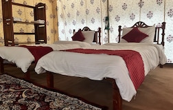 Deluxe Tent