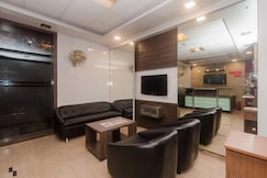 Super Hotel O Solitaire, Thane