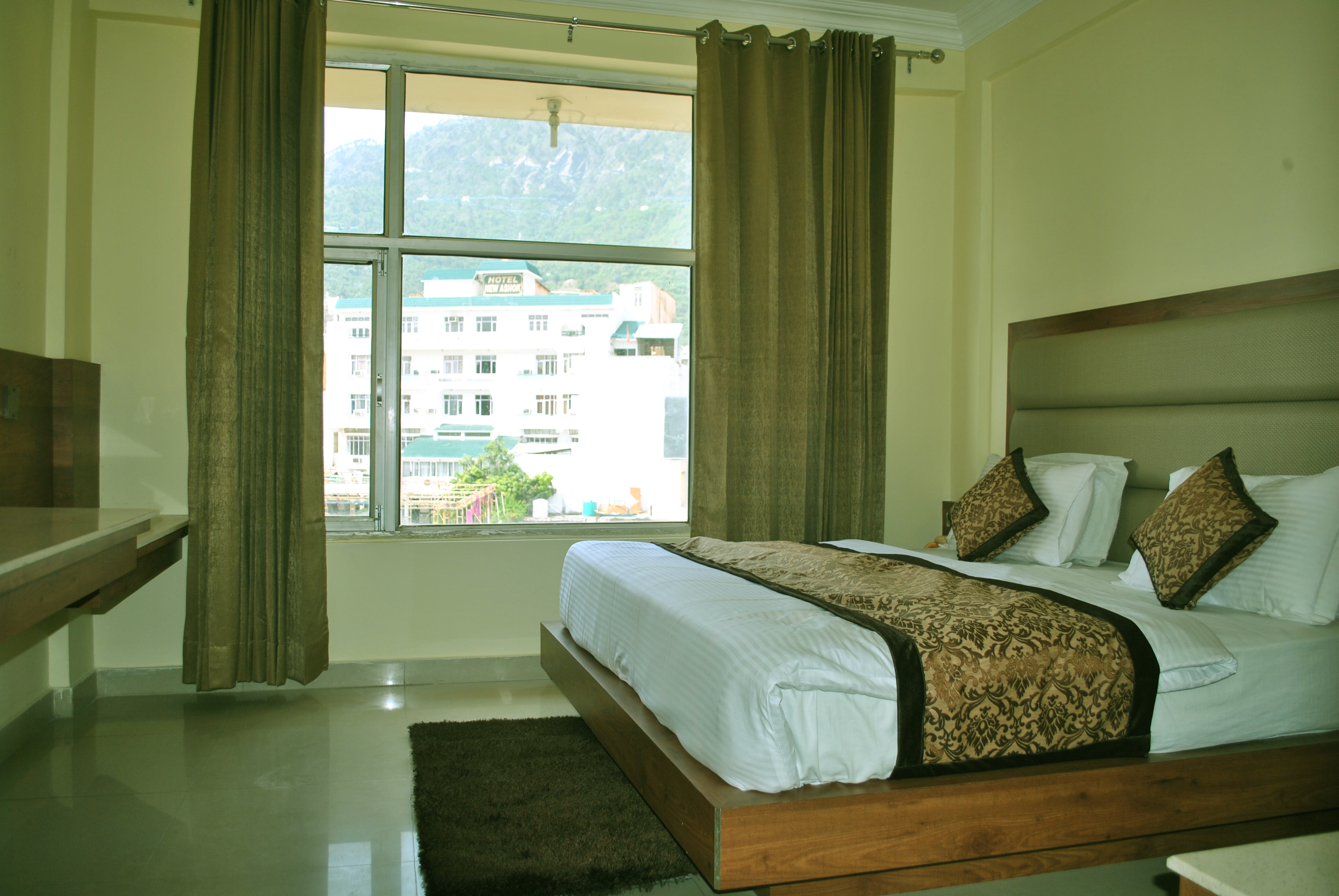 Hotel Nek Katra Hotel Price, Address & Reviews