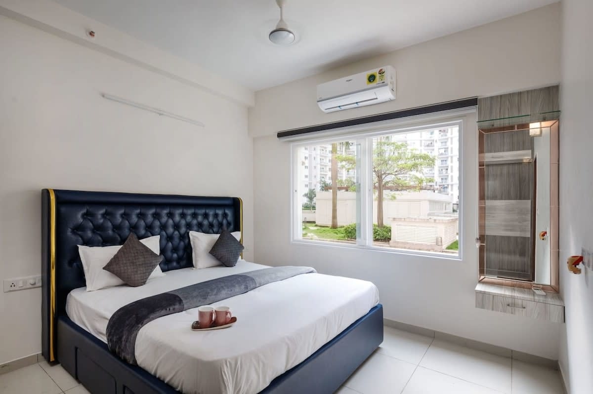 The Elite Apartment |Nr Aster CMI|3bhk - Tap to explore photos