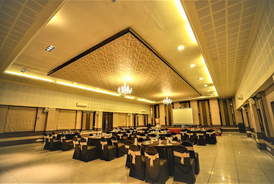 Grand palace yercaud coupon code
