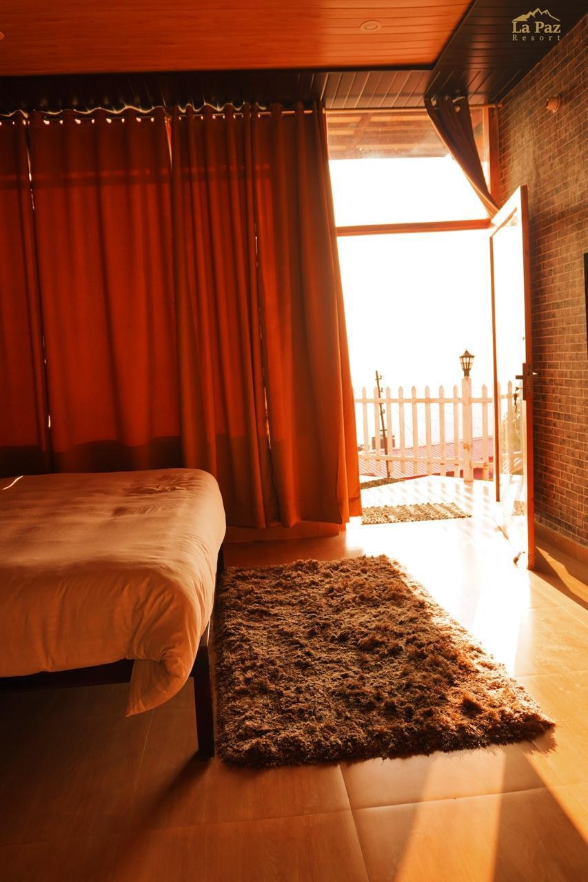 La Paz Resort - Tap to explore photos