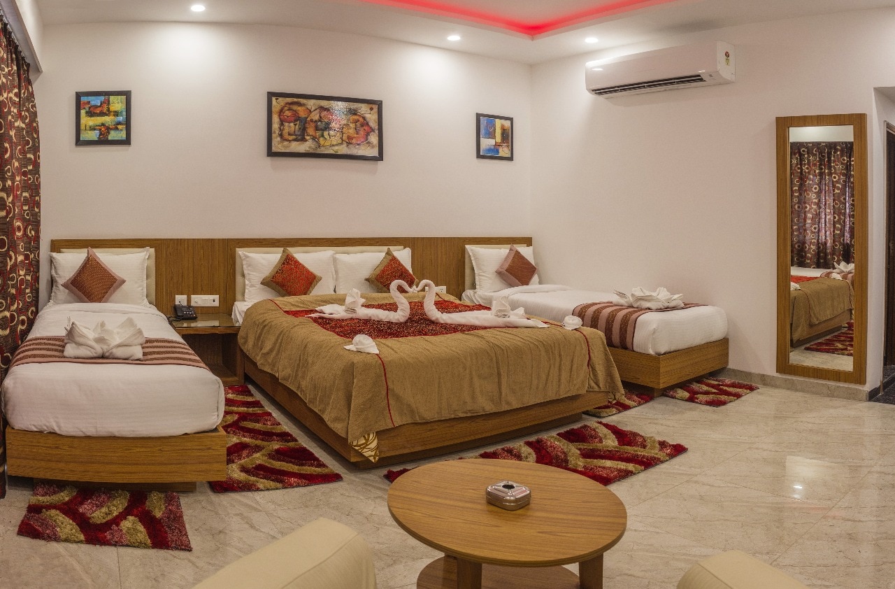 Hotel Suktara International - Tap to explore photos