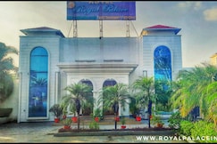 HOTEL ROYAL PALACE, Najibabad
