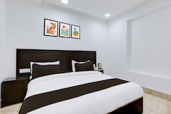 Hotel O Grand Heights, Delhi