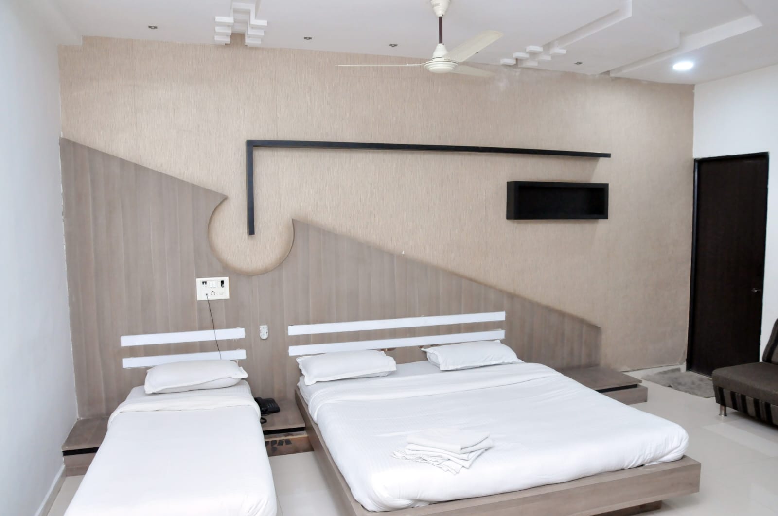Hotel Rajtilak Guest house - Tap to explore photos