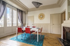Family apartment - 3BR/10P - Passy / Eiffel Tower, Paris