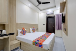 FabHotel Shivangan - 200M From Banke Bihari Temple, Vrindavan, Vrindavan