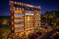 The Pearl Shine, Kumta