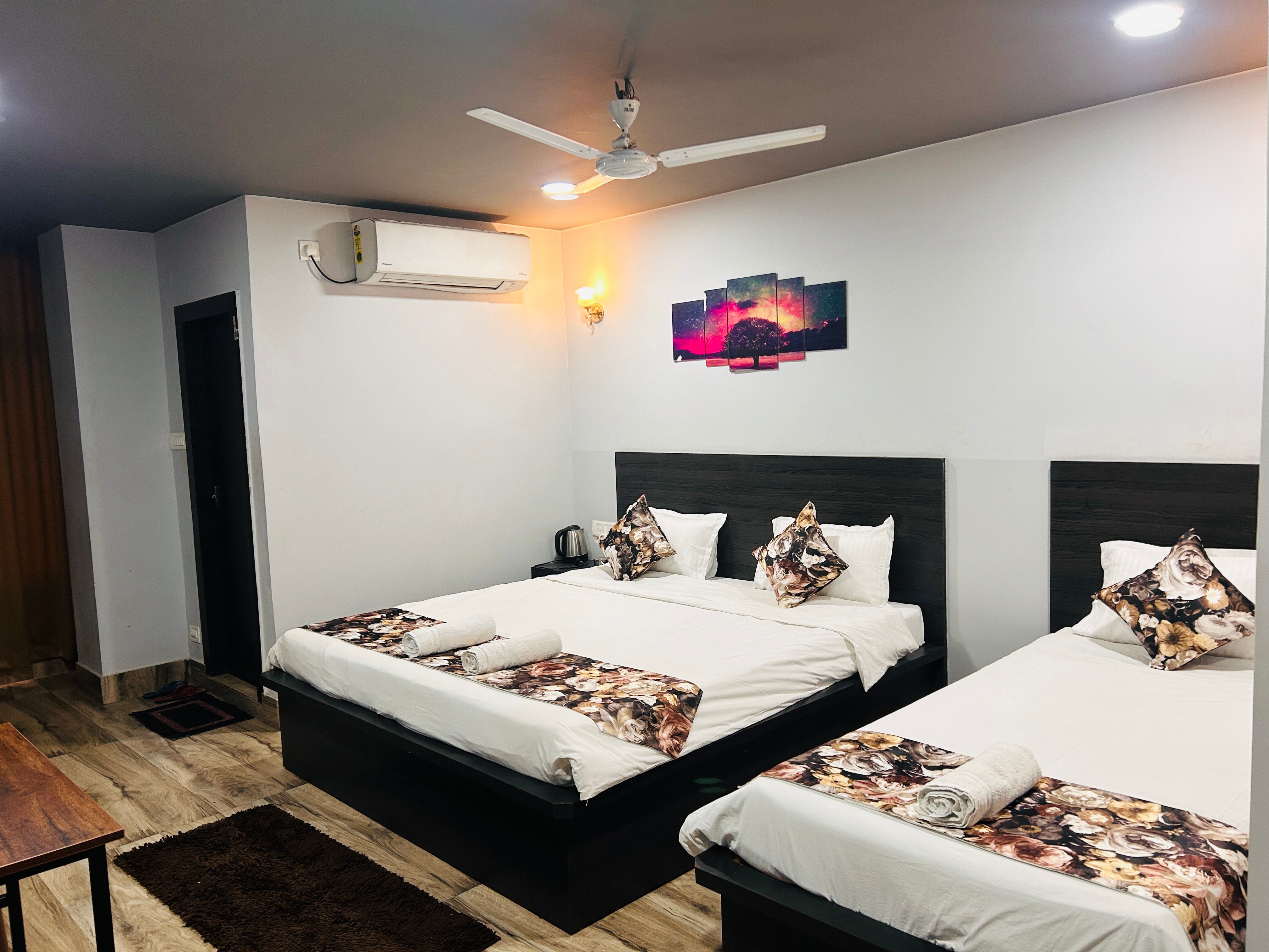 JD Grand Inn (1km away from Paltan Bazaar) - Tap to explore photos
