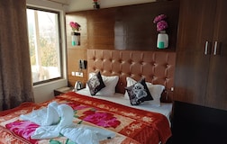 Deluxe with double bed