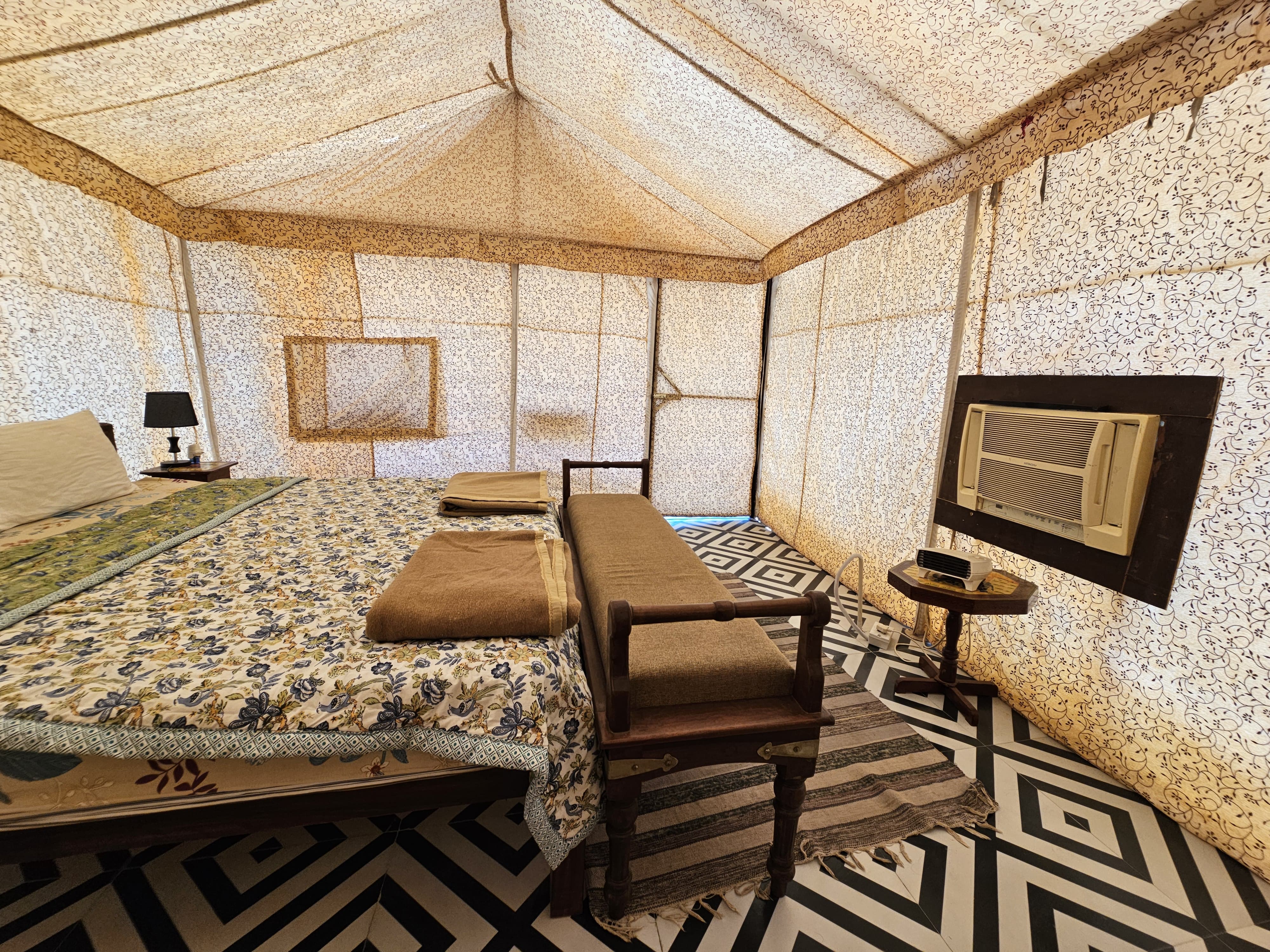 VaNASHRYA RESORT RANTHAMBORE. - Tap to explore photos