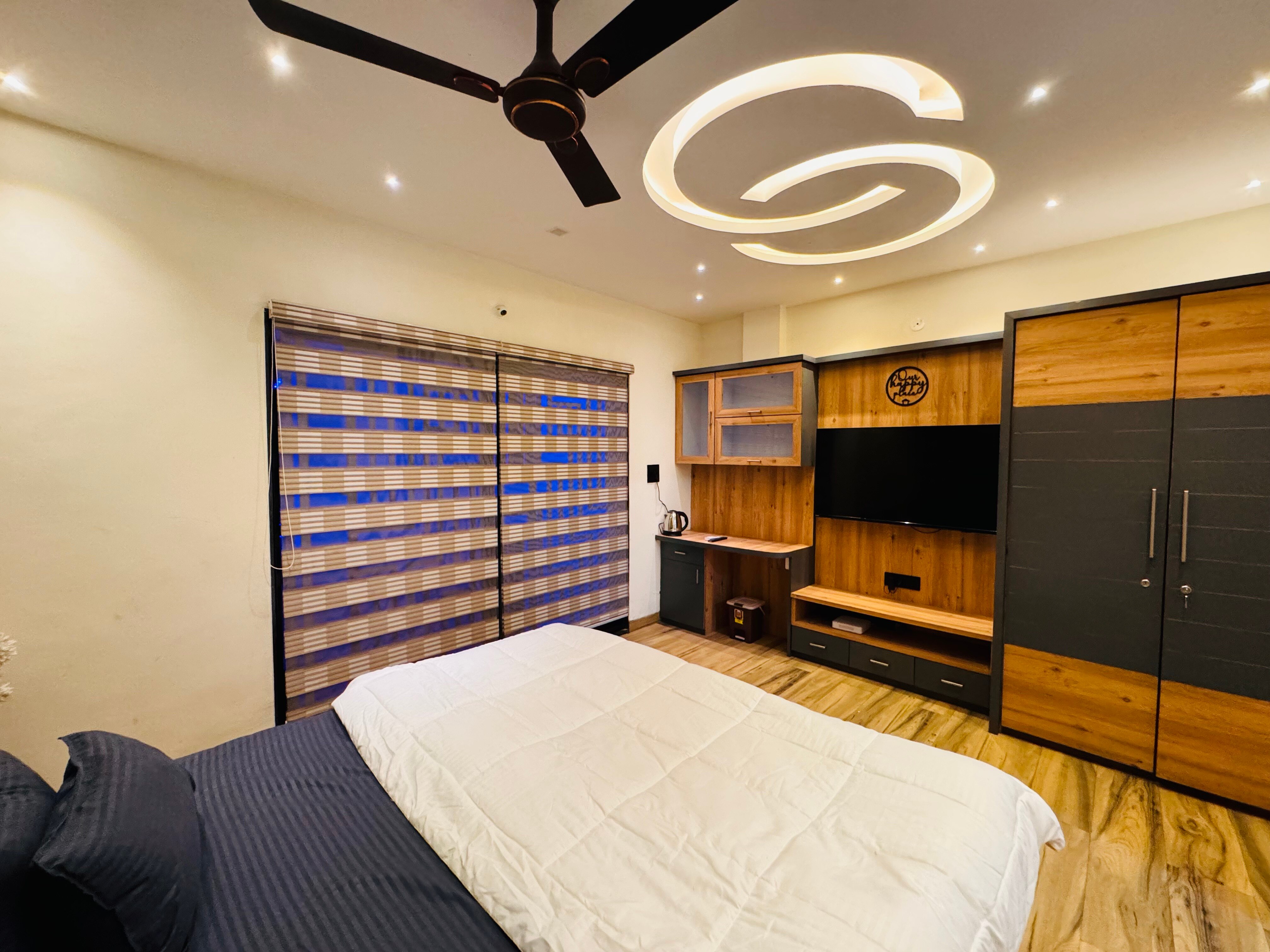 Home Escape Luxe 2BHK Penthouse Near LIG Square - Tap to explore photos