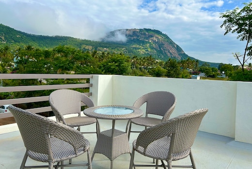 Glenville Hillview Holiday Villa | Nandi Hills