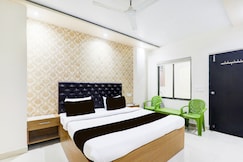 Hotel O Us in, Varanasi