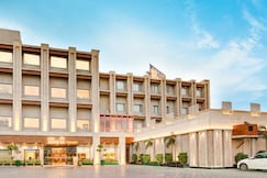 Hotel Home In By Amrik Sukhdev, Sonipat