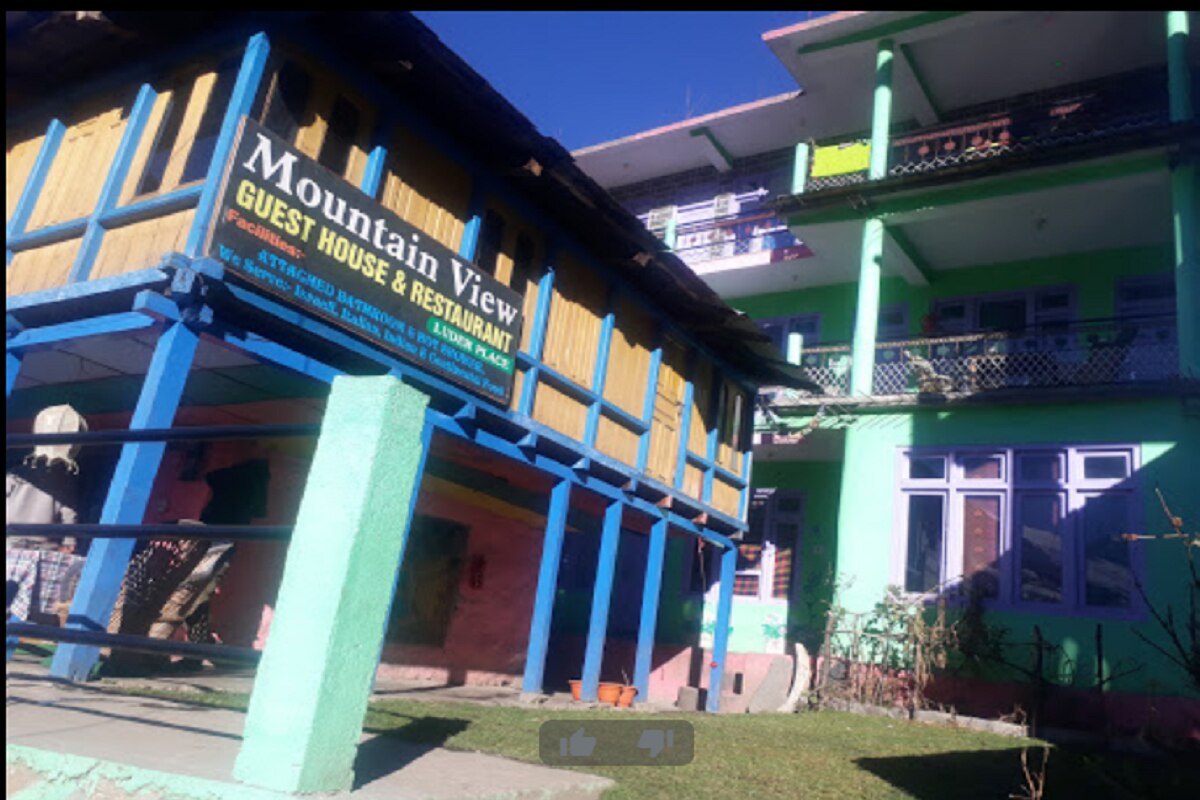 Mountain View Guesthouse - Tap to explore photos