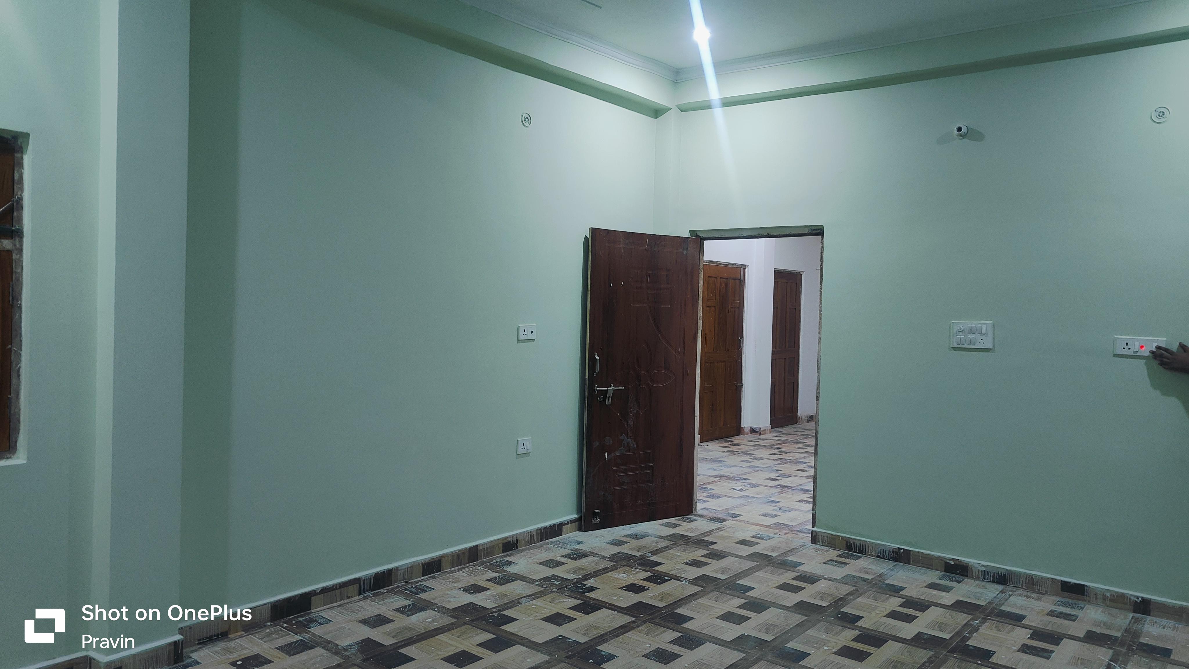 Sarthak home stay - Tap to explore photos