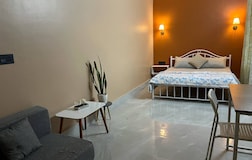 Deluxe Bed room