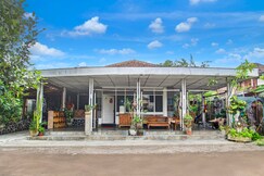 Hotel O Prawirotaman Near Keraton Yogyakarta Formerly Chez Laelik Guesthouse, Bantul