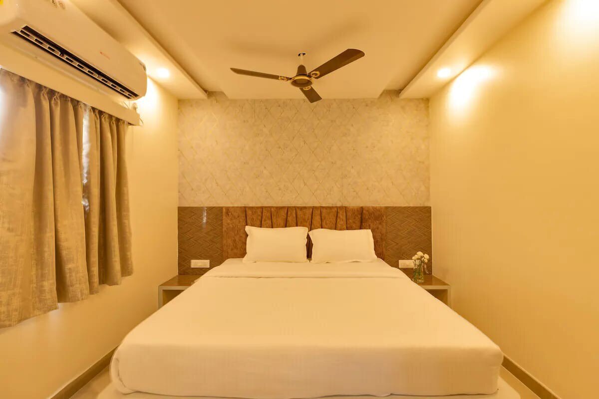 Luxury 4Bhk Villa North Goa - Tap to explore photos