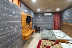 Chintpurni Yatri Niwas, Katra