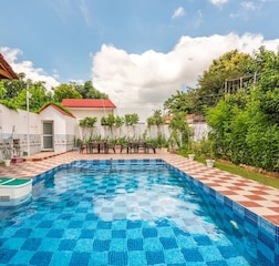 Swimming Pool 1
