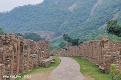 Hotel Vashu with Bhangarh Fort View, Mehandipur