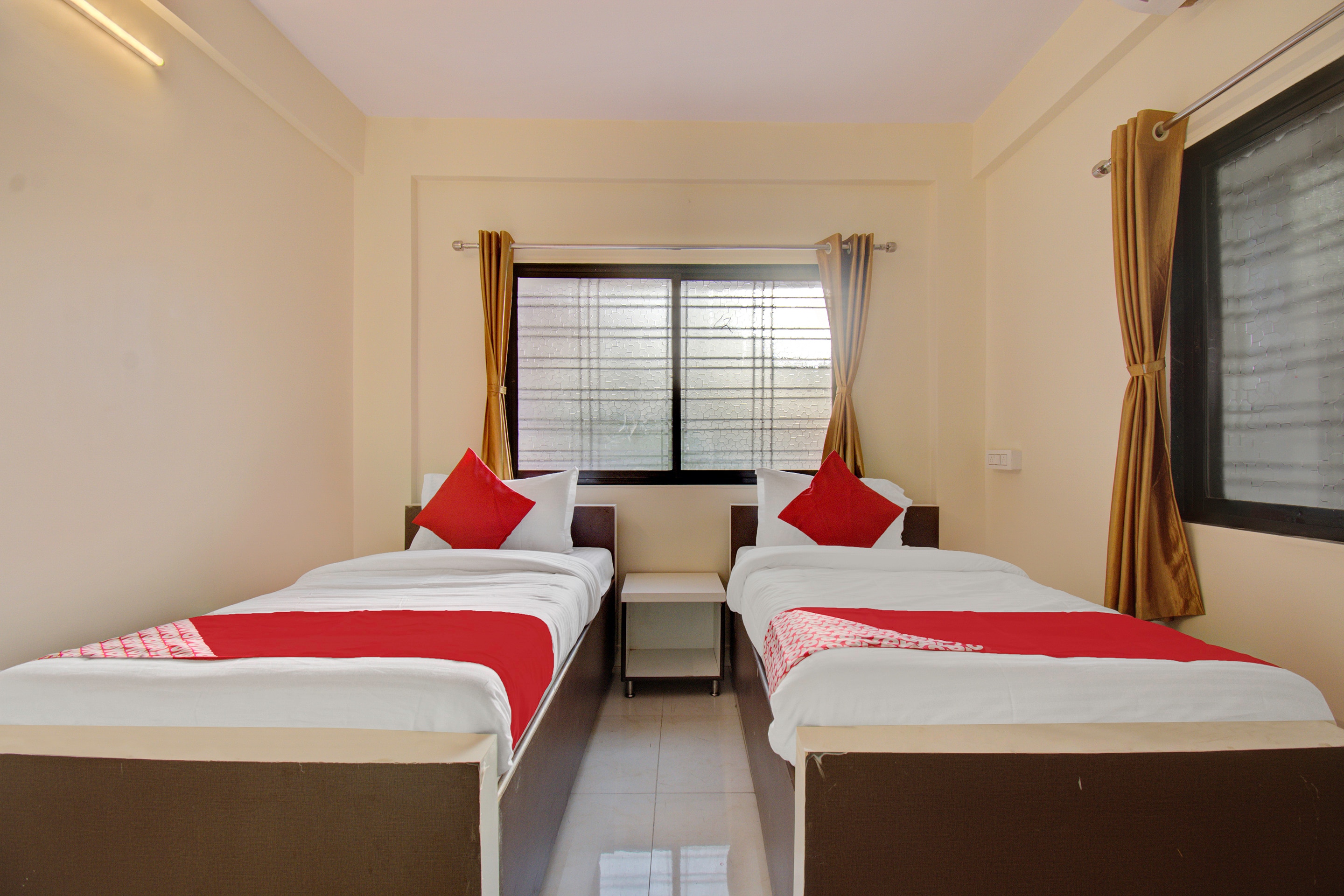 Super Hotel O Sainagar Shirdi Railway Junction Formerly Sai Vyankatesh Residency 4