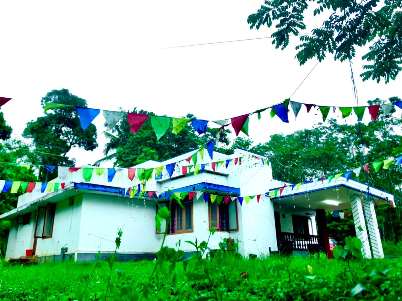 Kuruva Holiday Home - Tap to explore photos