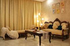 Meera Kunj 2 0 Luxury 3 Bedroom 2 Bathroom Retreat, Vrindavan