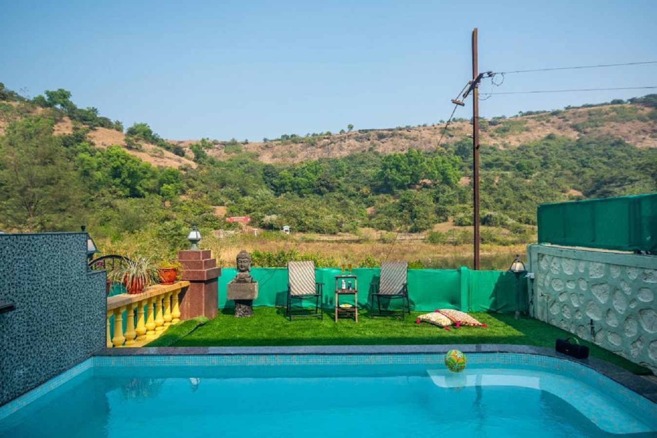 Sati Villa - Tap to explore photos