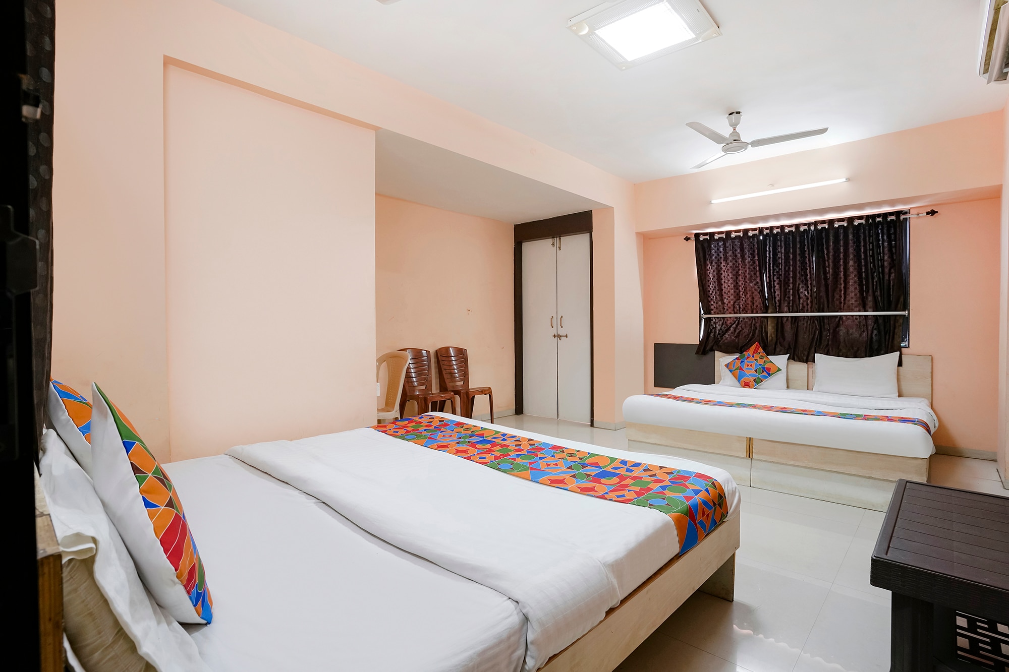 FabExpress Rama Palace - Nr.Shree Kalaram Mandir Sansthan (80M) - Tap to explore photos