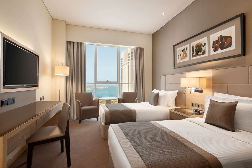 TRYP by Wyndham Abu Dhabi City Centre - Tap to explore photos