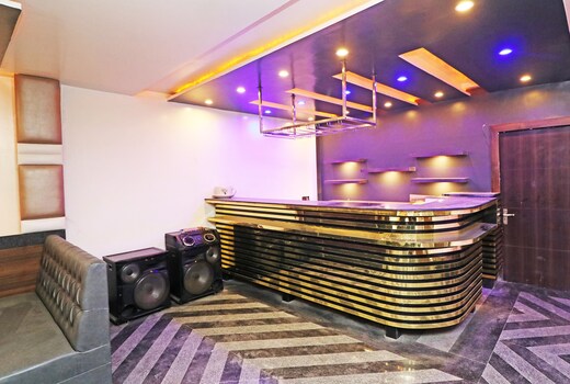 HOTEL O 03 TOWN HOUSE Shaheed Captain Shubham Gupta metro station