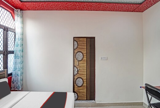 Hotel O Joyous Inn