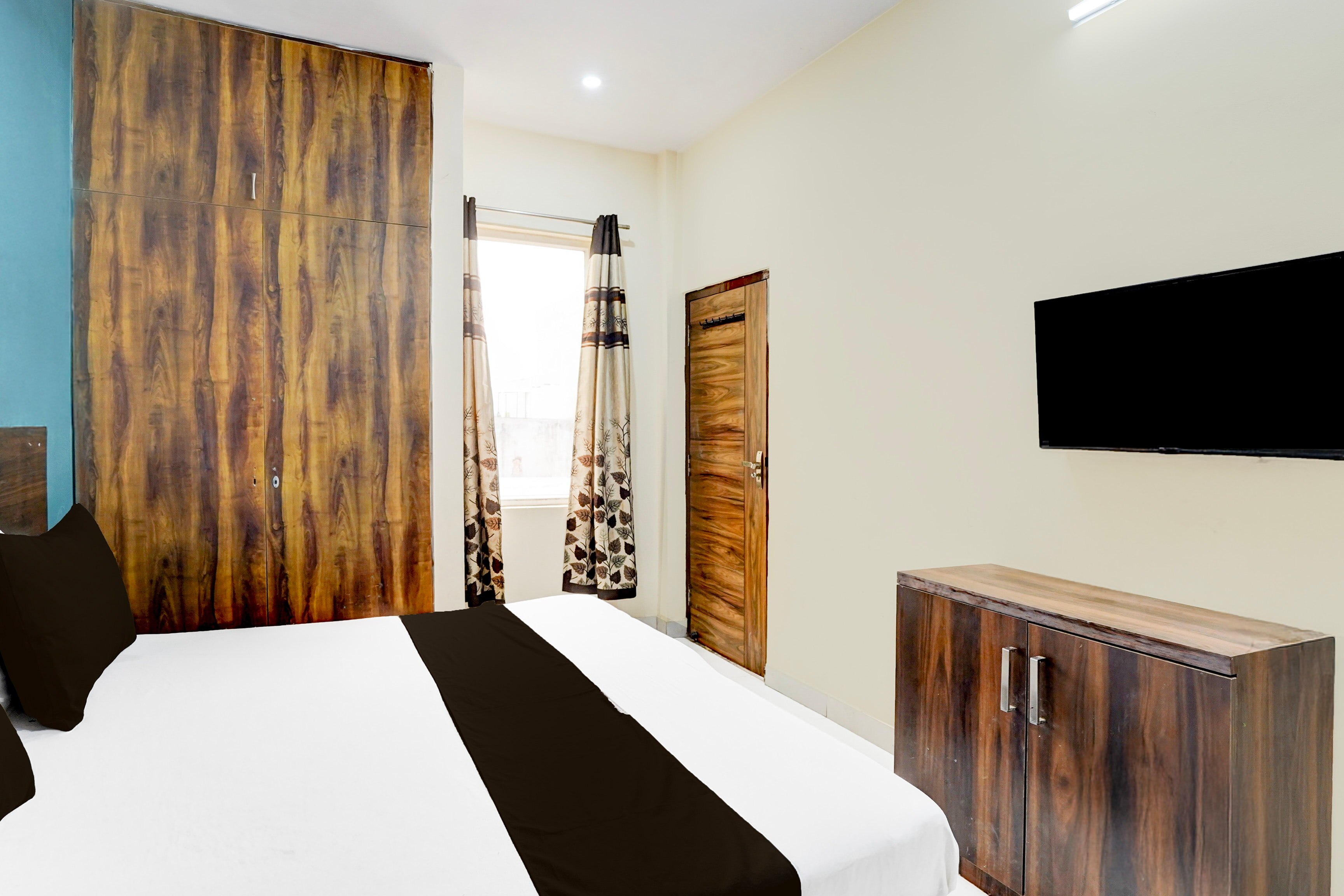 Hotel O Arpit Residency - Tap to explore photos
