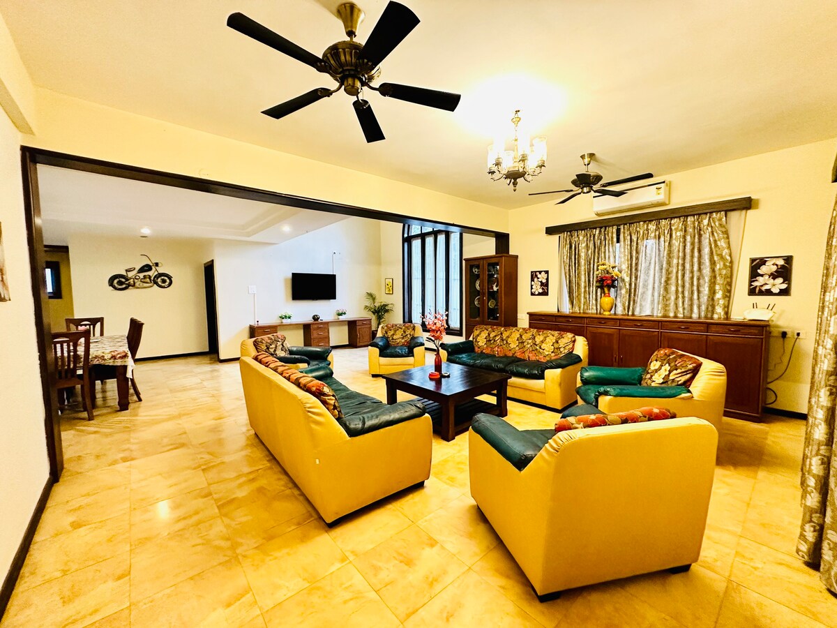 Waterfront Baga Beach Villa with Private Pool - Tap to explore photos