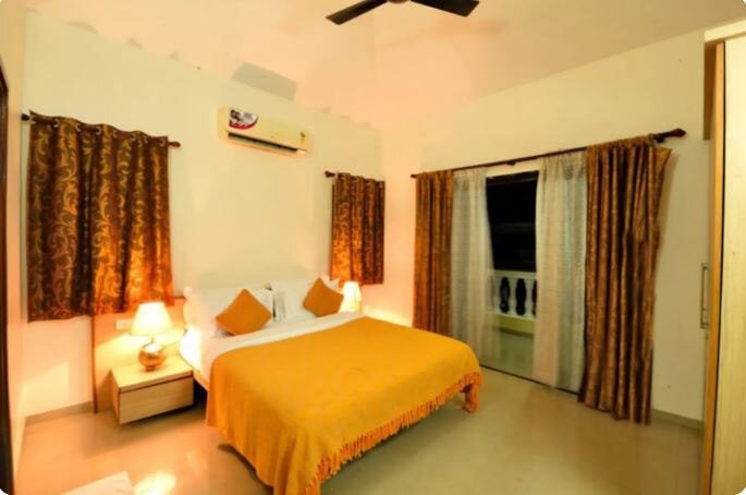 Sus Villa 3.5 BHK  Duplex Pool - Tap to explore photos