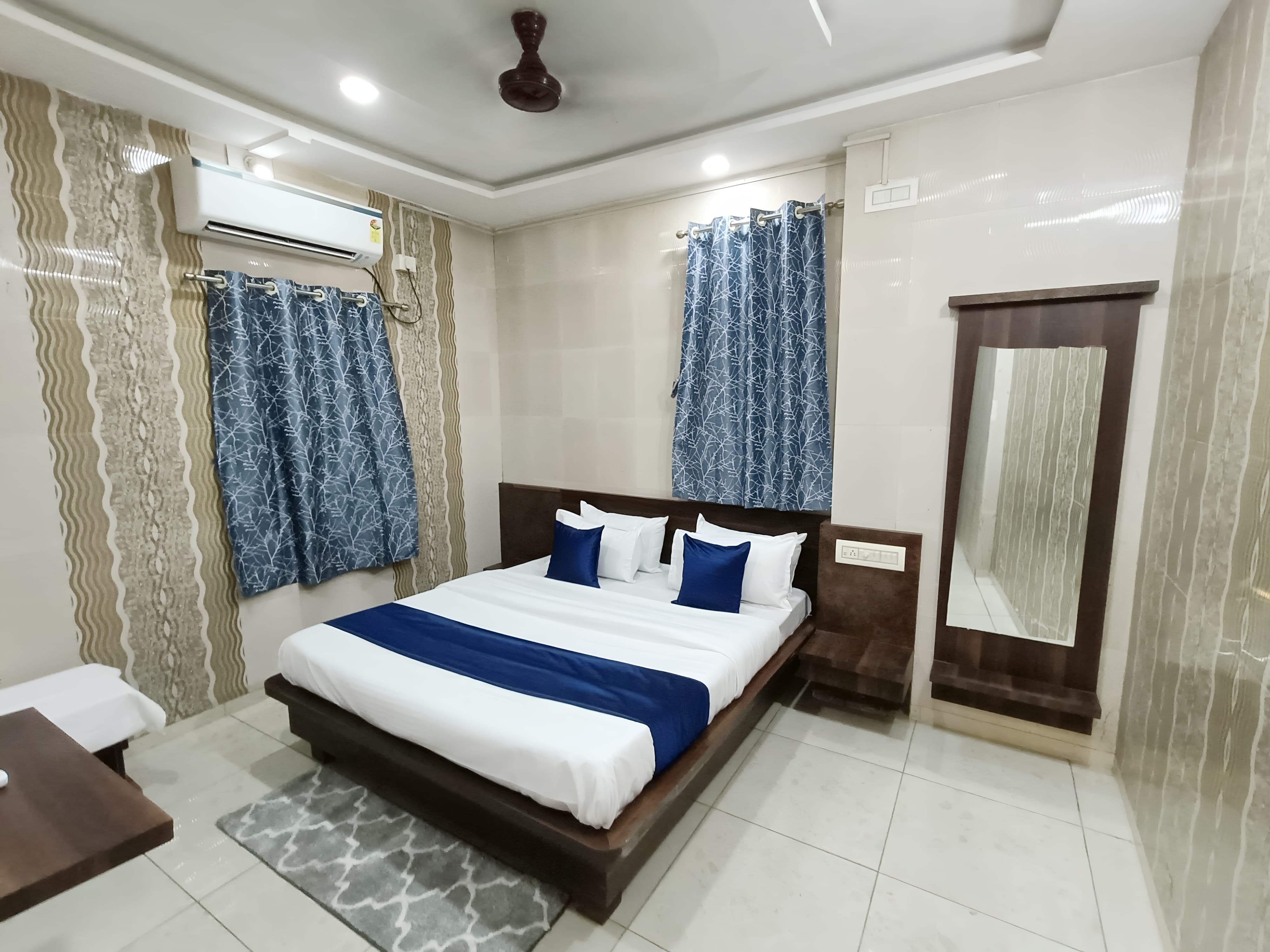 HOTEL SHREE NATH - Tap to explore photos