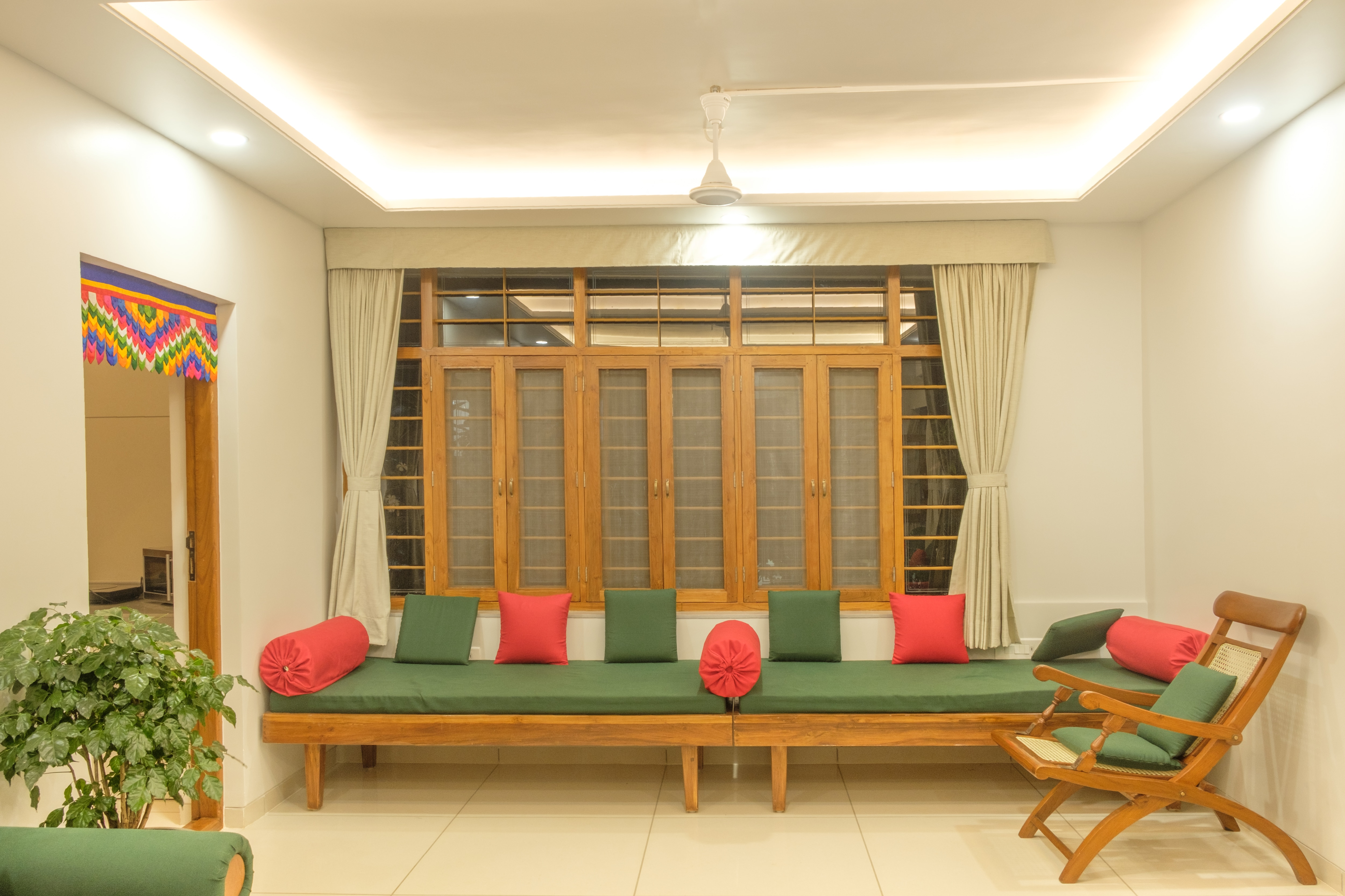 Mirje's Deck - Luxurious 3 BHK & 2 Outdoor Decks - Tap to explore photos