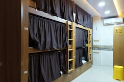 SD Hostel AC Dormitory, Mumbai