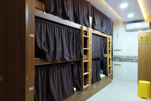 SD Hostel AC Dormitory