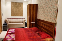 City Shelter - Studio with all basic amenities, Zirakpur