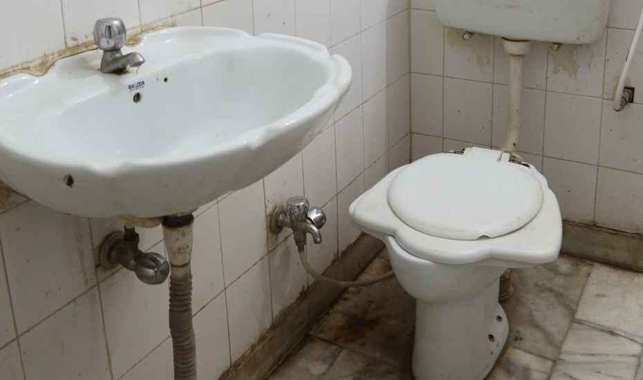 Daya Bhavan Guest House - Tap to explore photos
