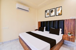 Hotel O Shree Krishna Palace, Lucknow