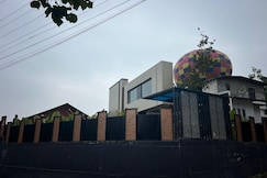 Bumble Bee Resorts, Munnar