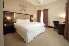 The Victoria Hotel, Bradford by Sunday, Leeds
