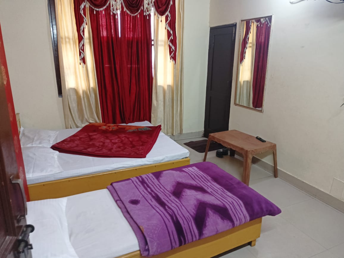 Rishu Palace Lodge - Tap to explore photos